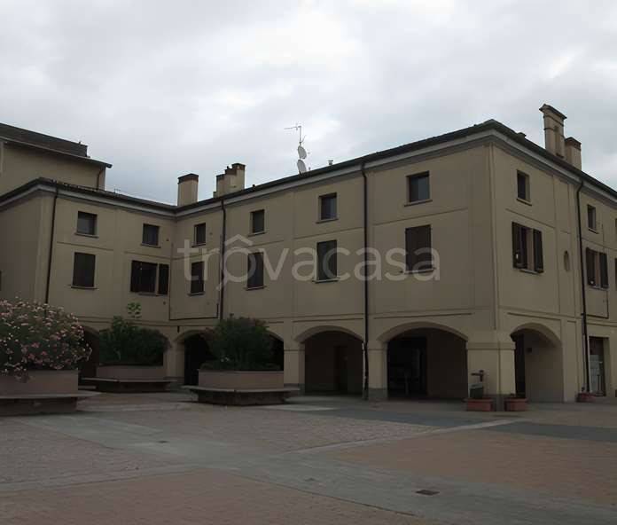 negozio in vendita a Somaglia