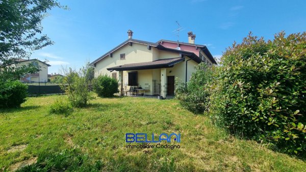 casa indipendente in vendita a Somaglia