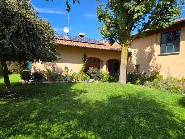 casa indipendente in vendita a Somaglia