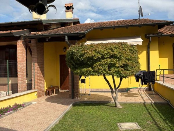 casa indipendente in vendita a Somaglia