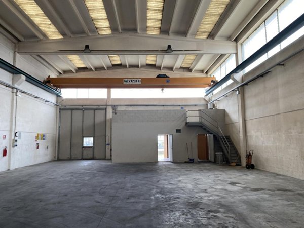 ufficio in vendita a Somaglia