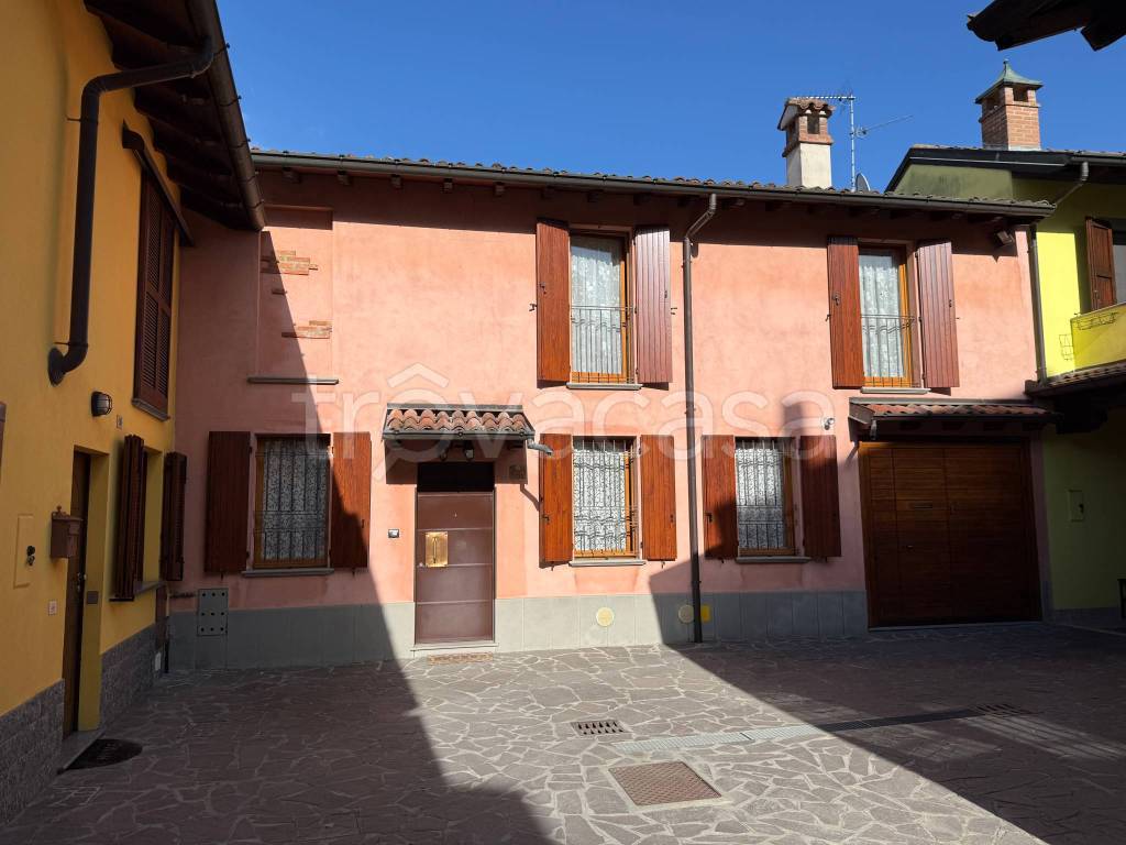 casa indipendente in vendita a Somaglia