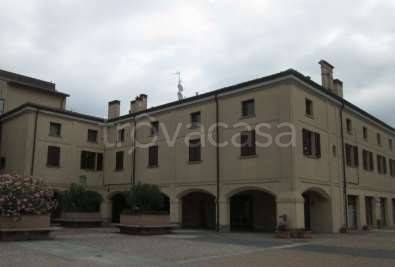 negozio in vendita a Somaglia