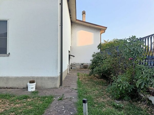 casa indipendente in vendita a Somaglia