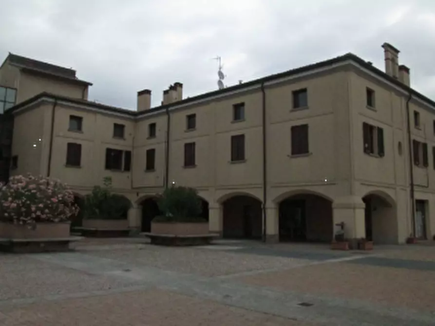 negozio in vendita a Somaglia