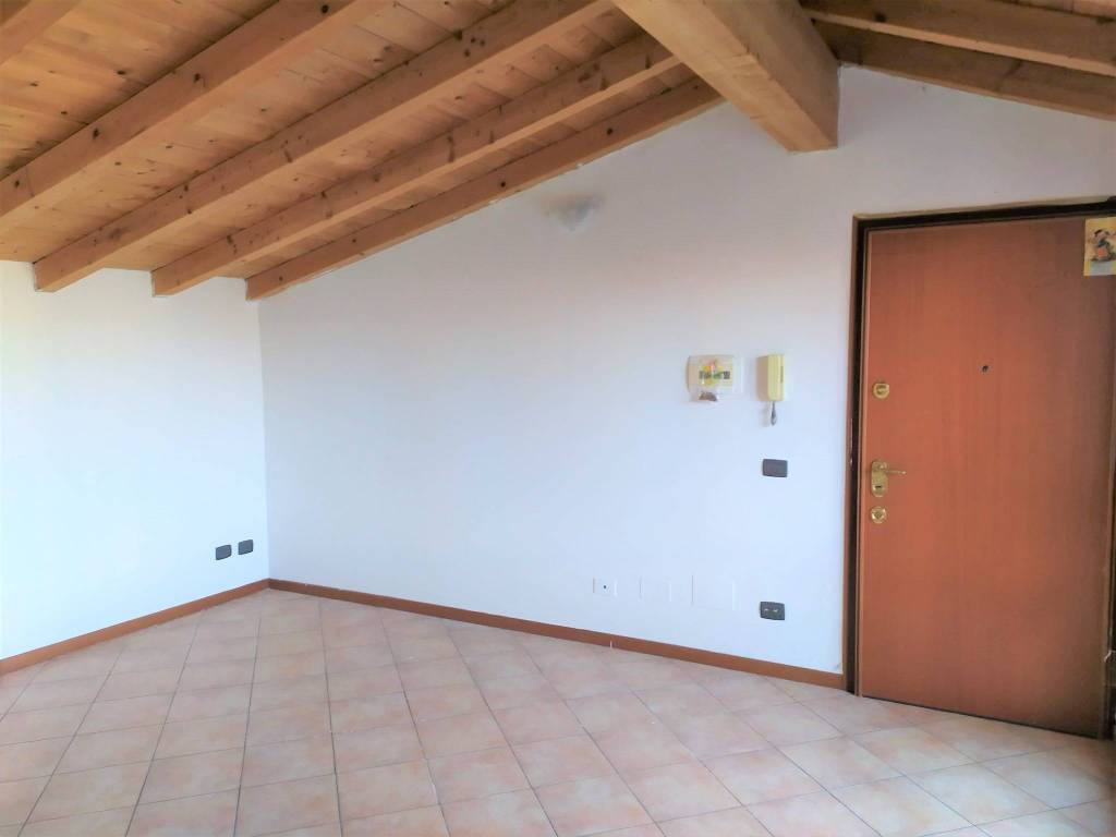 appartamento in vendita a Somaglia