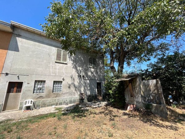 casa indipendente in vendita a Somaglia in zona San Martino Pizzolano