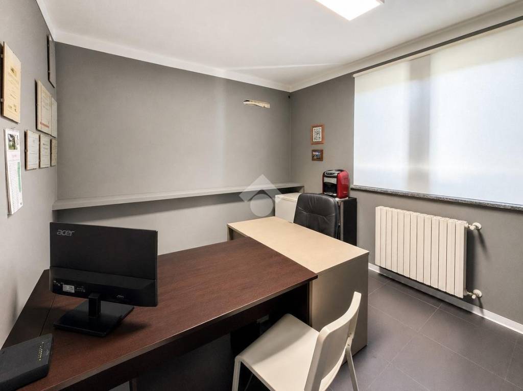 ufficio in vendita a Somaglia in zona San Martino Pizzolano