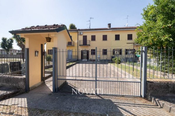 casa indipendente in vendita a Somaglia in zona San Martino Pizzolano