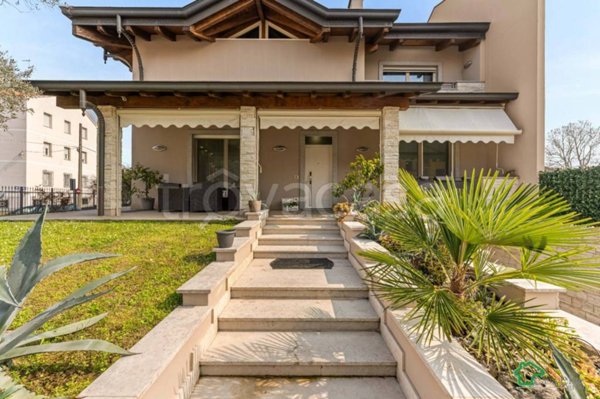 casa indipendente in vendita a Sordio