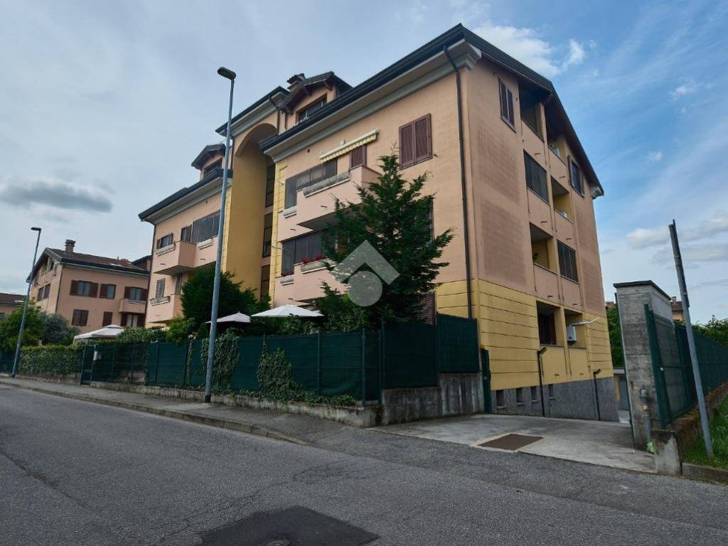 appartamento in vendita a Sordio
