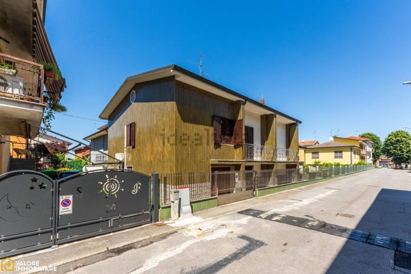 casa indipendente in vendita a Sordio