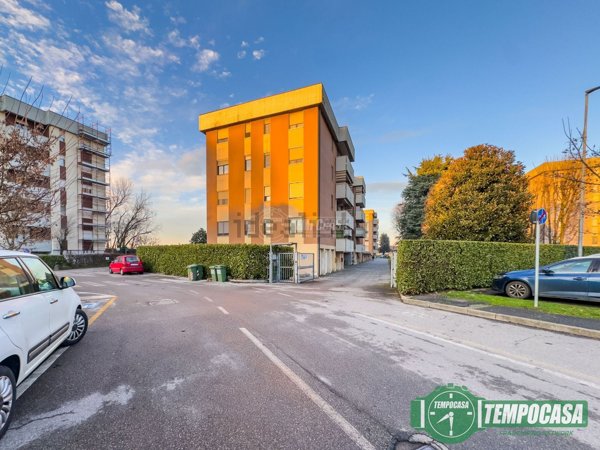 appartamento in vendita a Tavazzano con Villavesco