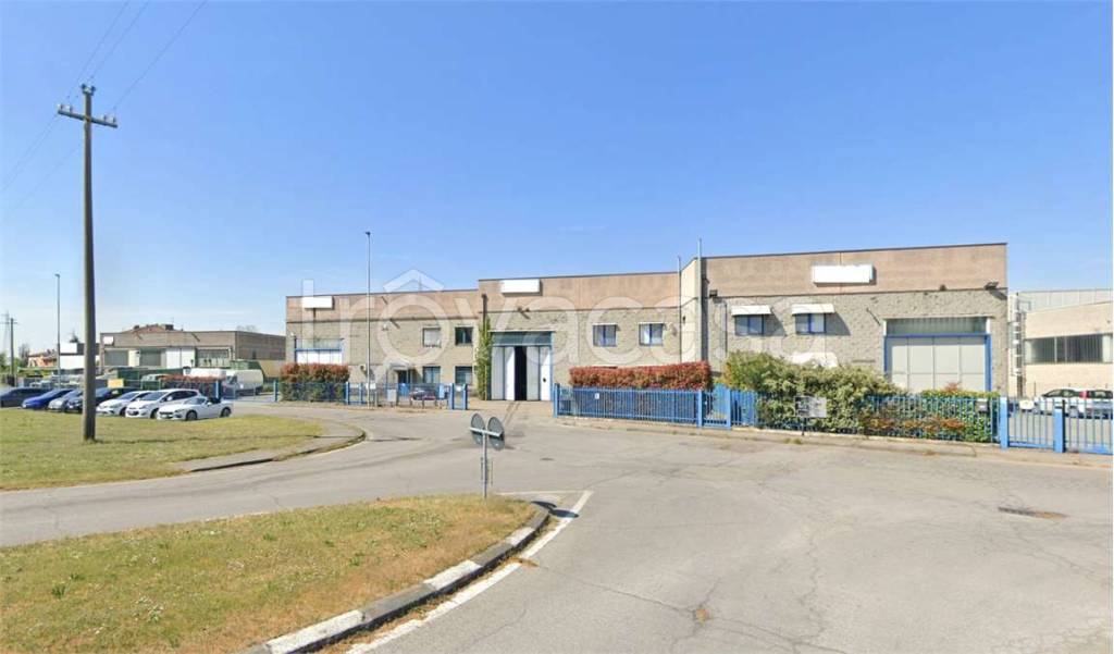 locale commerciale in vendita a Tavazzano con Villavesco