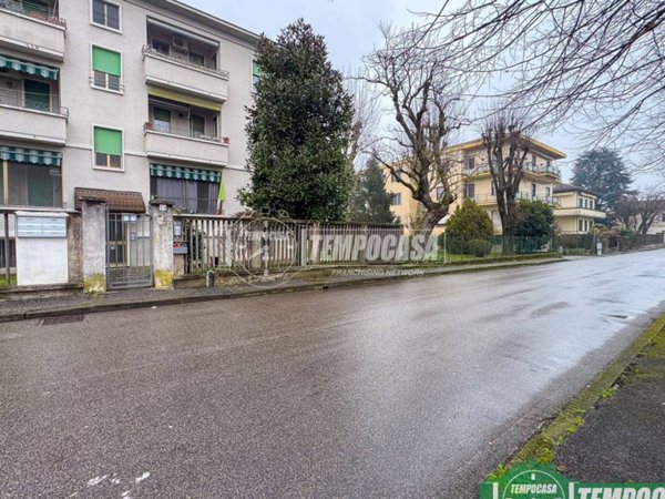 appartamento in vendita a Tavazzano con Villavesco