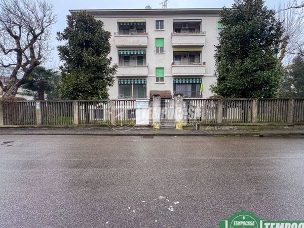 appartamento in vendita a Tavazzano con Villavesco in zona Tavazzano