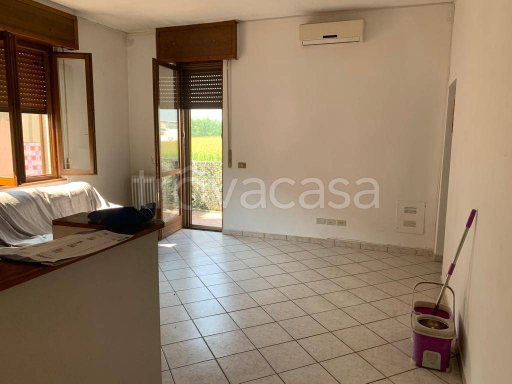 appartamento in vendita a Tavazzano con Villavesco in zona Modignano