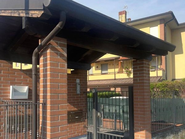 casa indipendente in vendita a Tavazzano con Villavesco