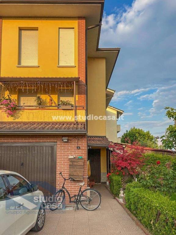 casa indipendente in vendita a Tavazzano con Villavesco