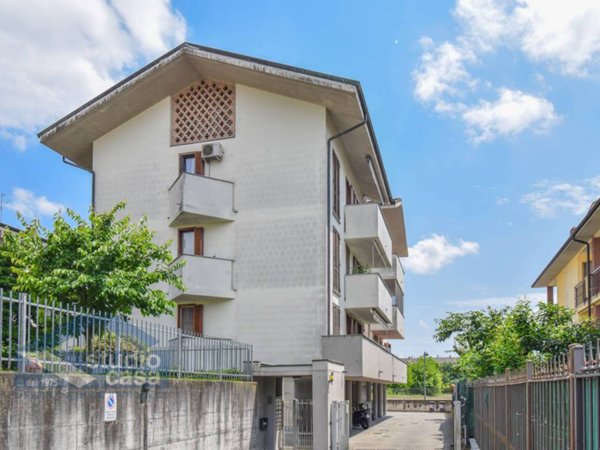 appartamento in vendita a Tavazzano con Villavesco in zona Villavesco