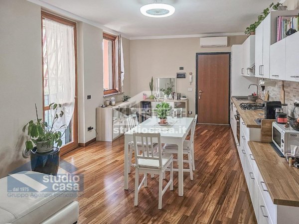 appartamento in vendita a Tavazzano con Villavesco in zona Villavesco