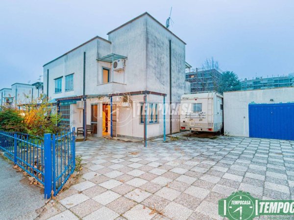 appartamento in vendita a Tavazzano con Villavesco