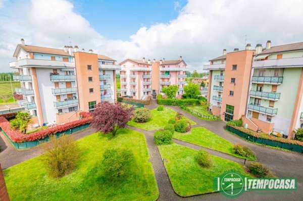 appartamento in vendita a Tavazzano con Villavesco