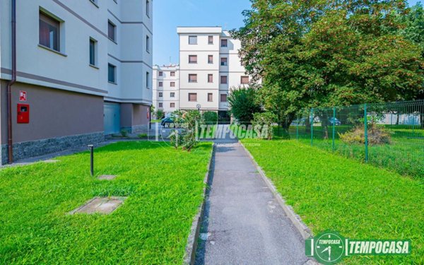 appartamento in vendita a Tavazzano con Villavesco in zona Tavazzano