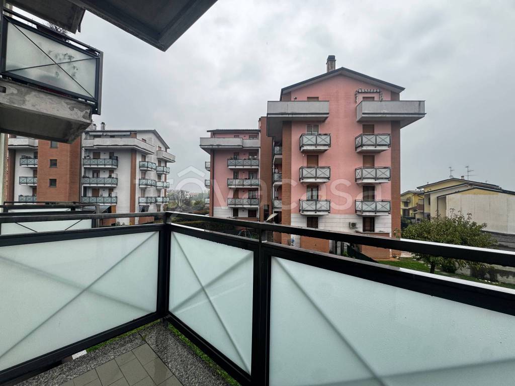 appartamento in vendita a Tavazzano con Villavesco