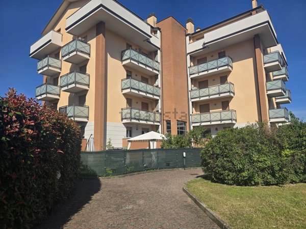 appartamento in vendita a Tavazzano con Villavesco