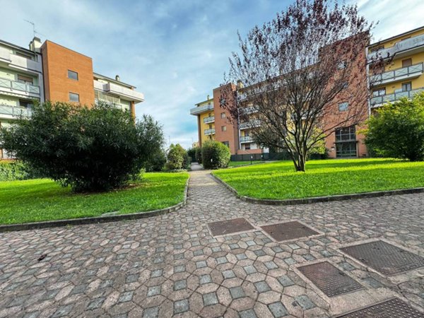 appartamento in vendita a Tavazzano con Villavesco