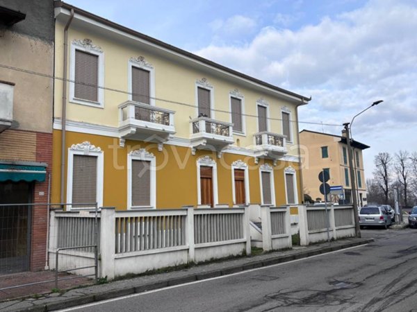 casa indipendente in vendita a Tavazzano con Villavesco