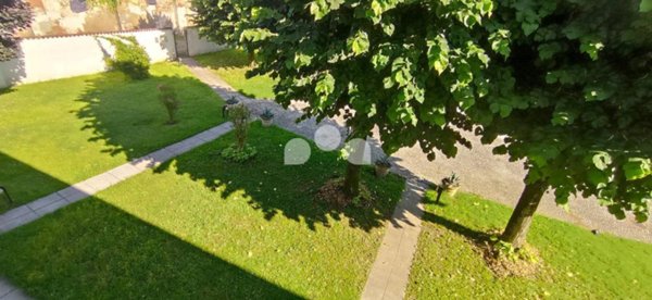 casa indipendente in vendita a Tavazzano con Villavesco in zona Tavazzano