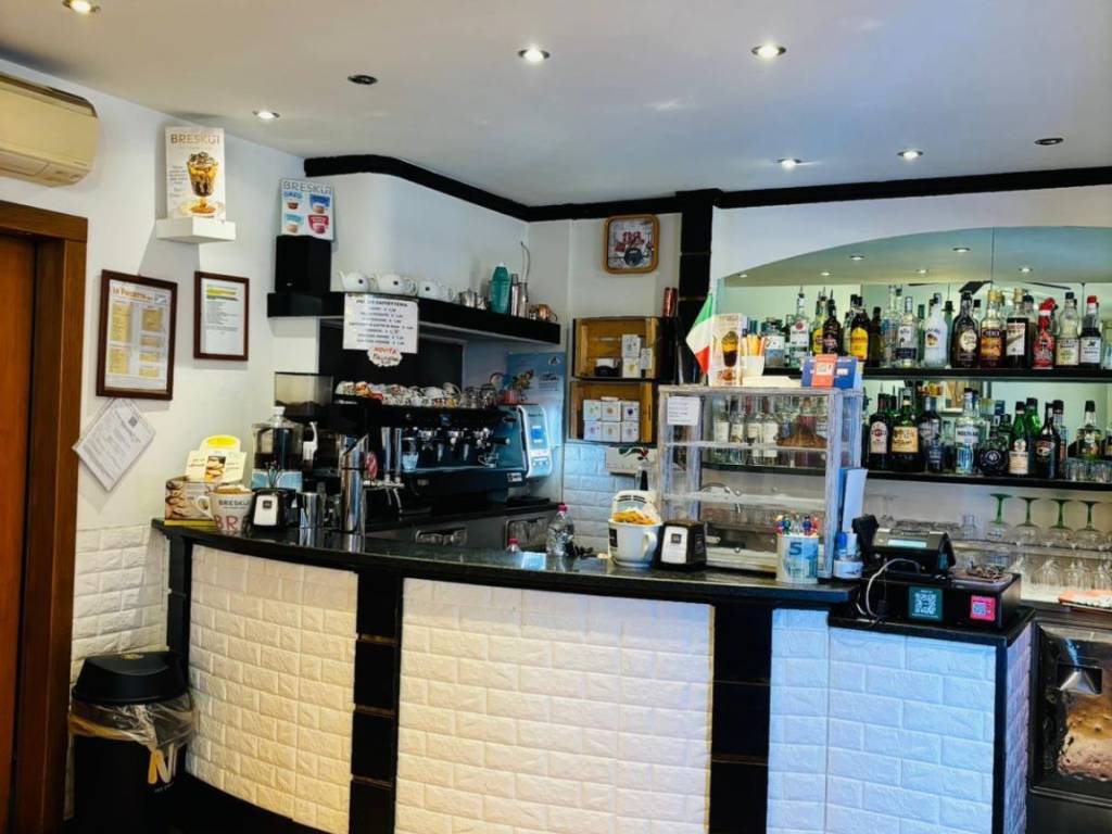 negozio in vendita a Tavazzano con Villavesco