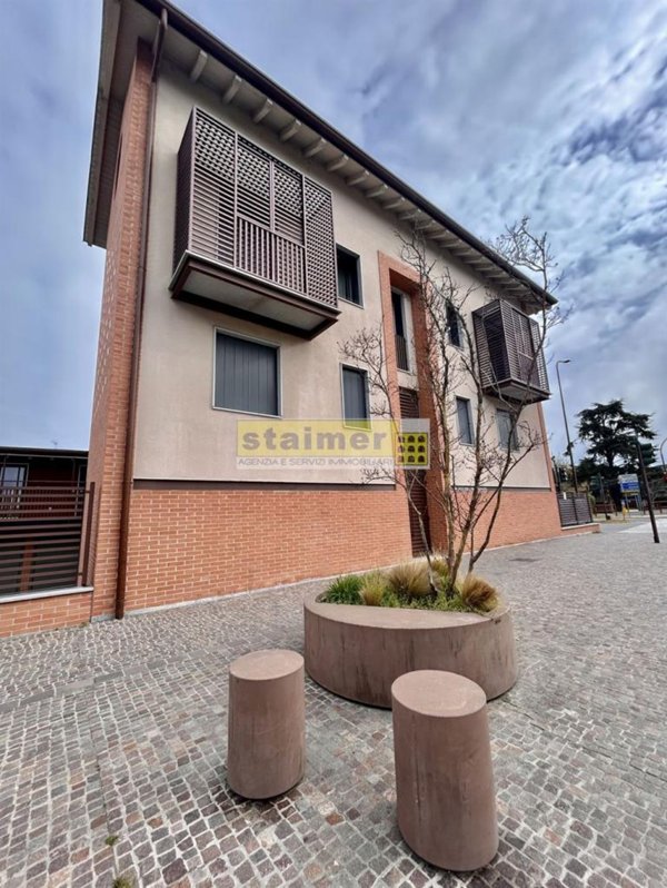 appartamento in vendita a Tavazzano con Villavesco in zona Tavazzano