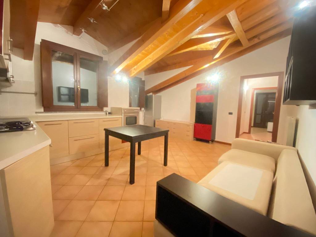 appartamento in vendita a Tavazzano con Villavesco