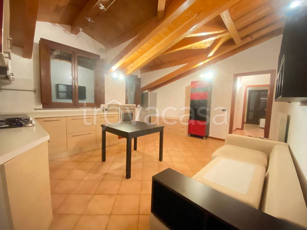 appartamento in vendita a Tavazzano con Villavesco