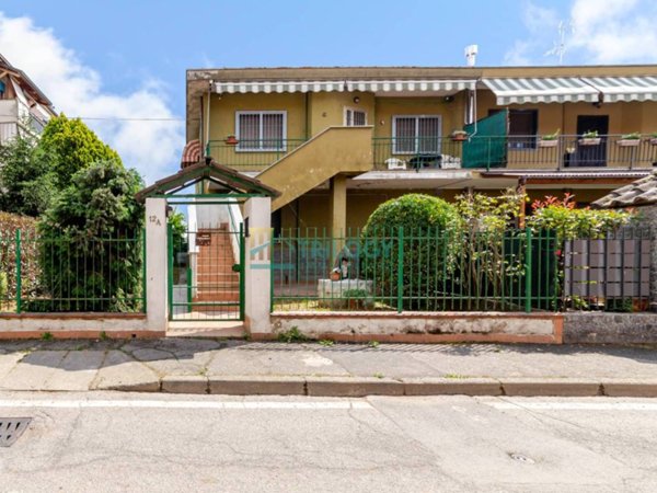 casa indipendente in vendita a Tavazzano con Villavesco in zona Villavesco