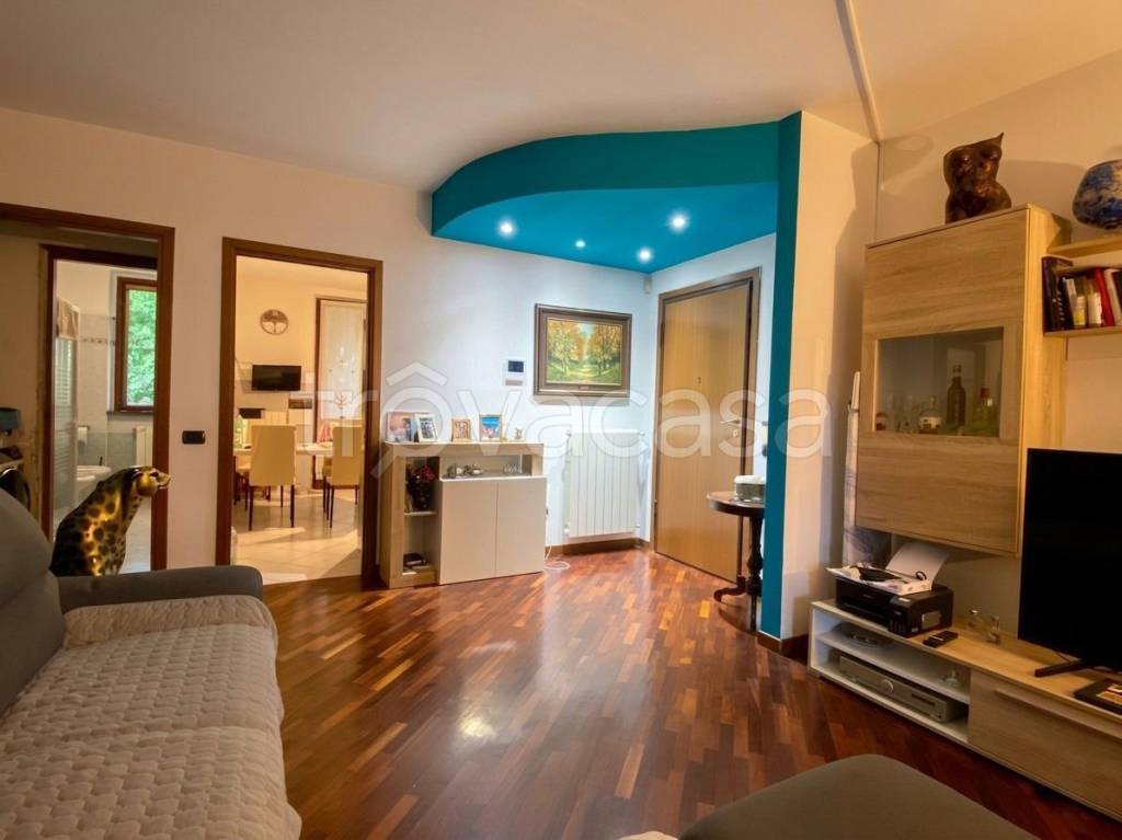 appartamento in vendita a Tavazzano con Villavesco in zona Villavesco