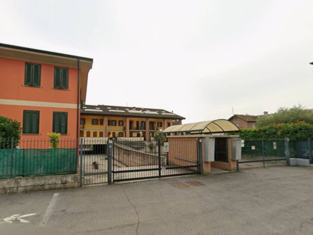 appartamento in vendita a Tavazzano con Villavesco in zona Villavesco