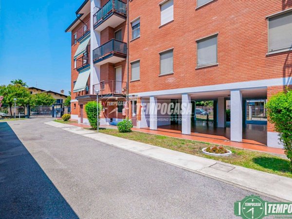 appartamento in vendita a Tavazzano con Villavesco in zona Tavazzano
