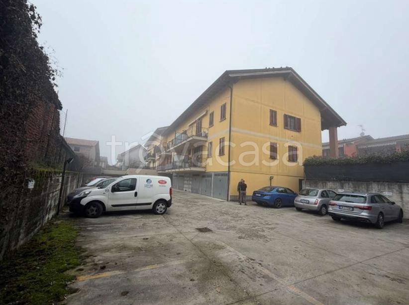 appartamento in vendita a Tavazzano con Villavesco in zona Villavesco