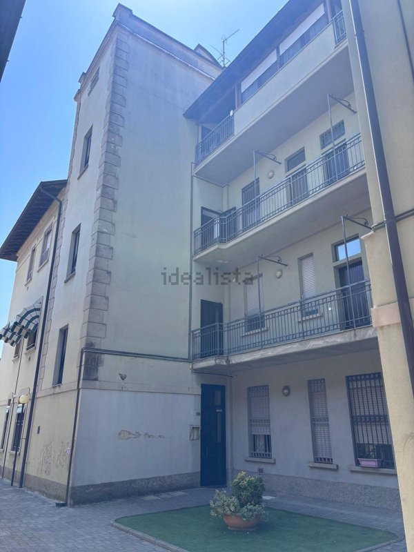 appartamento in vendita a Tavazzano con Villavesco in zona Tavazzano