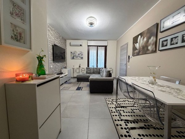 appartamento in vendita a Tavazzano con Villavesco in zona Tavazzano