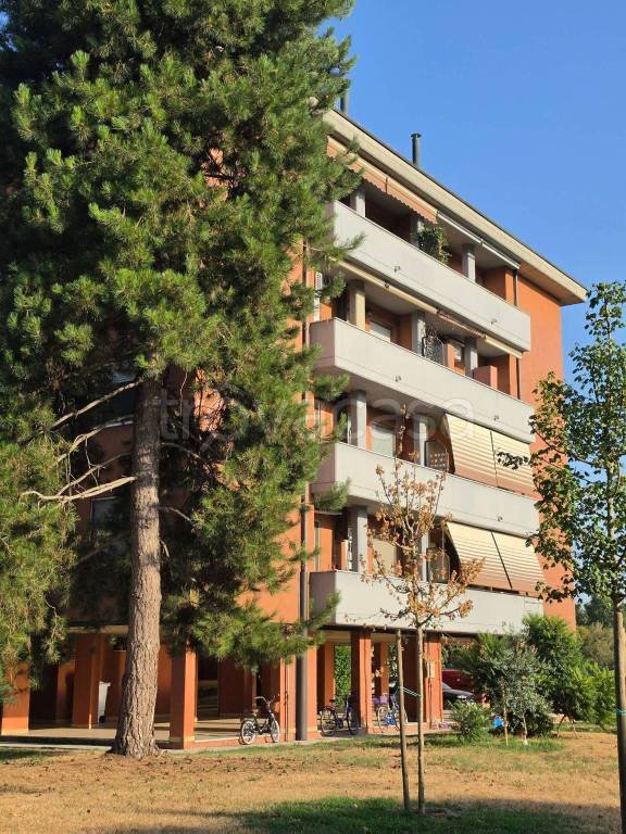 appartamento in vendita a Tavazzano con Villavesco in zona Tavazzano