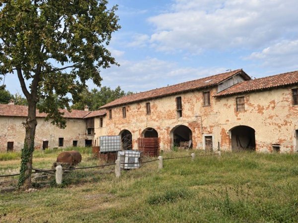 casa indipendente in vendita a Tavazzano con Villavesco