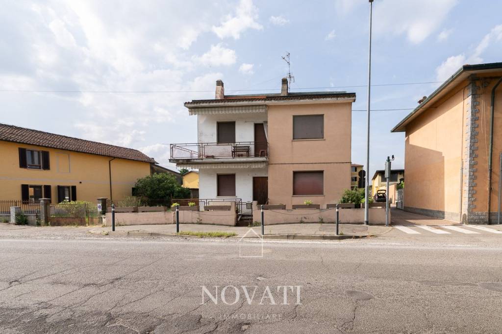 casa indipendente in vendita a Terranova dei Passerini