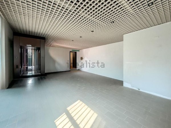 ufficio in vendita a Terranova dei Passerini