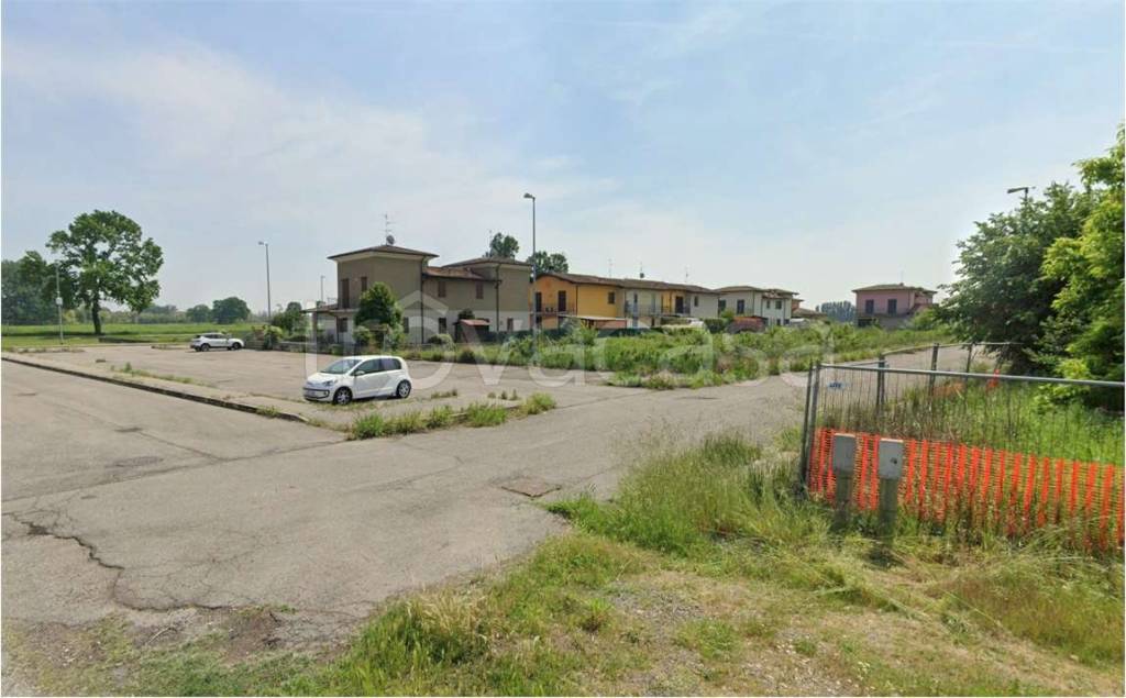 terreno agricolo in vendita a Turano Lodigiano