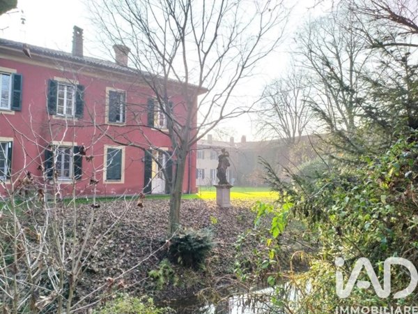casa indipendente in vendita a Turano Lodigiano in zona Robecco